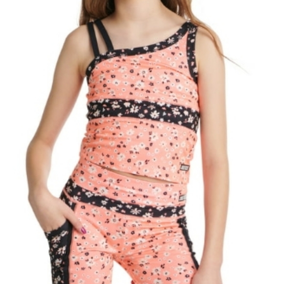 2 Justice tops - Picture 4 of 5